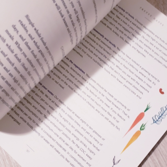 Pretty Happy by Kate Hudson - Picture 2 of 5